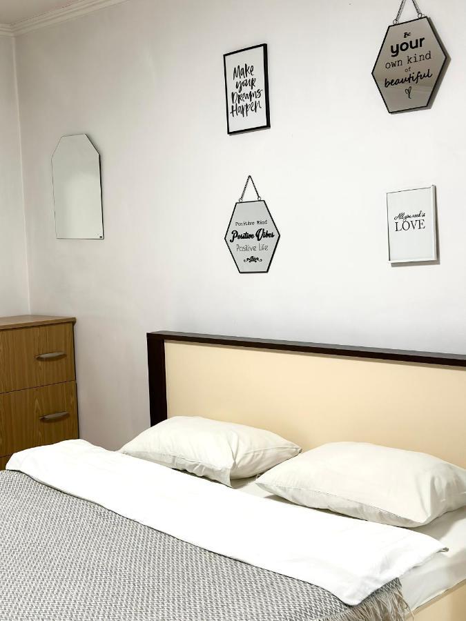 Romantic Apartments- In Historical Center Lviv Exterior photo